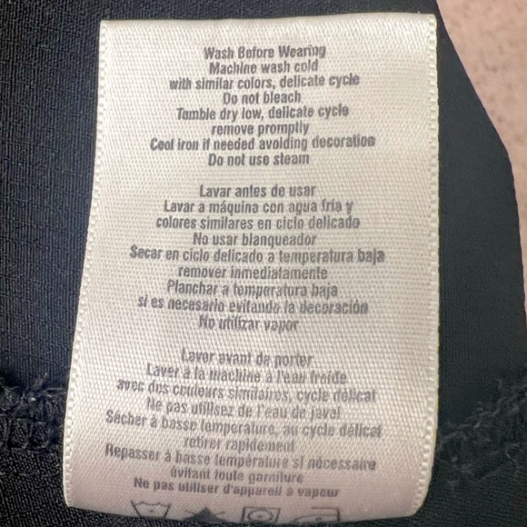 HeartSoul Women's V-Neck Scrub Top - Black - Picture 7 of 8